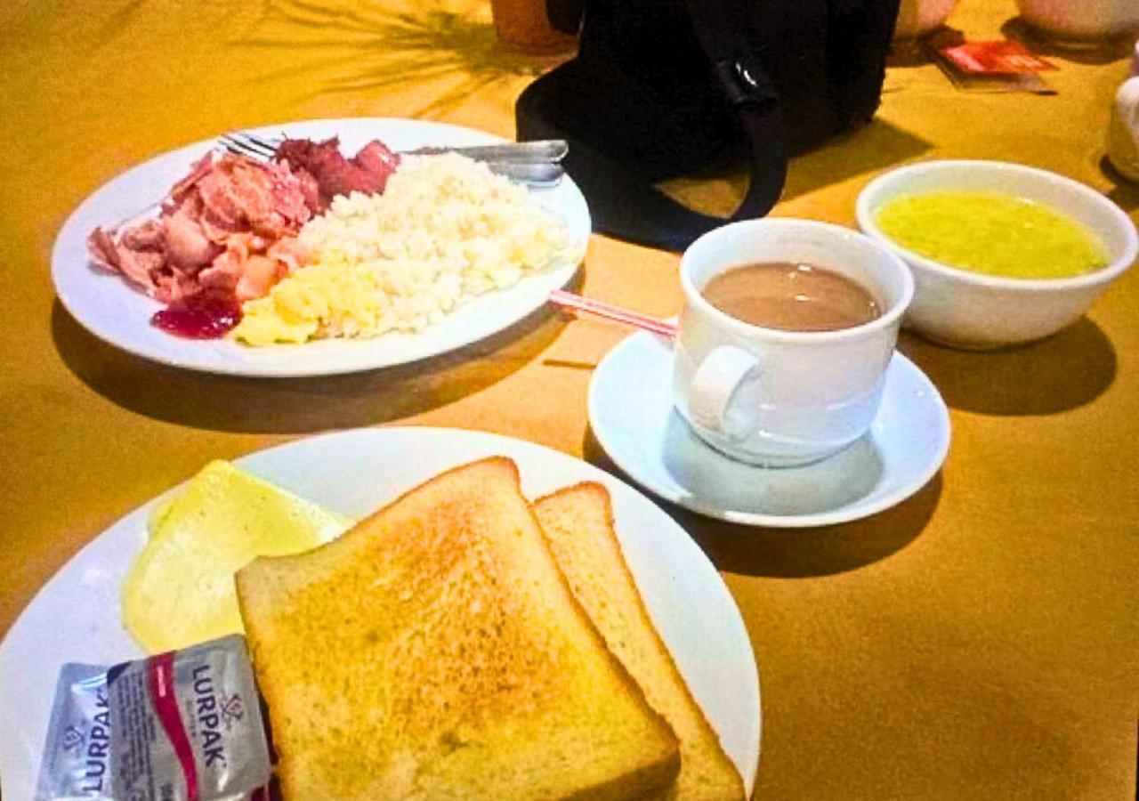 Doves Inn Hotel Kalma Chowk Lahaur Zewnętrze zdjęcie
